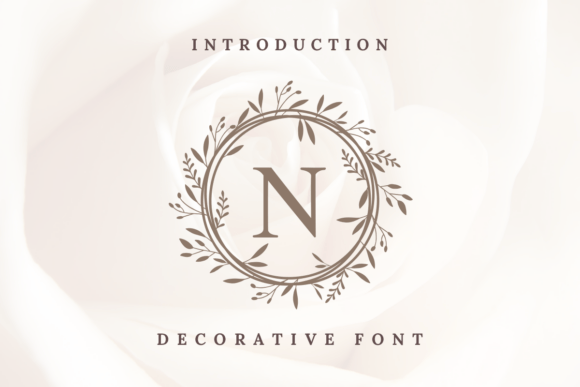 Flora Circle Monogram: A Delicate Typeface for Thoughtful Design